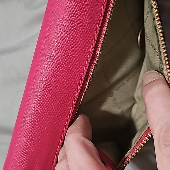 MICHAEL KORS WALLET - Picture 3 of 4